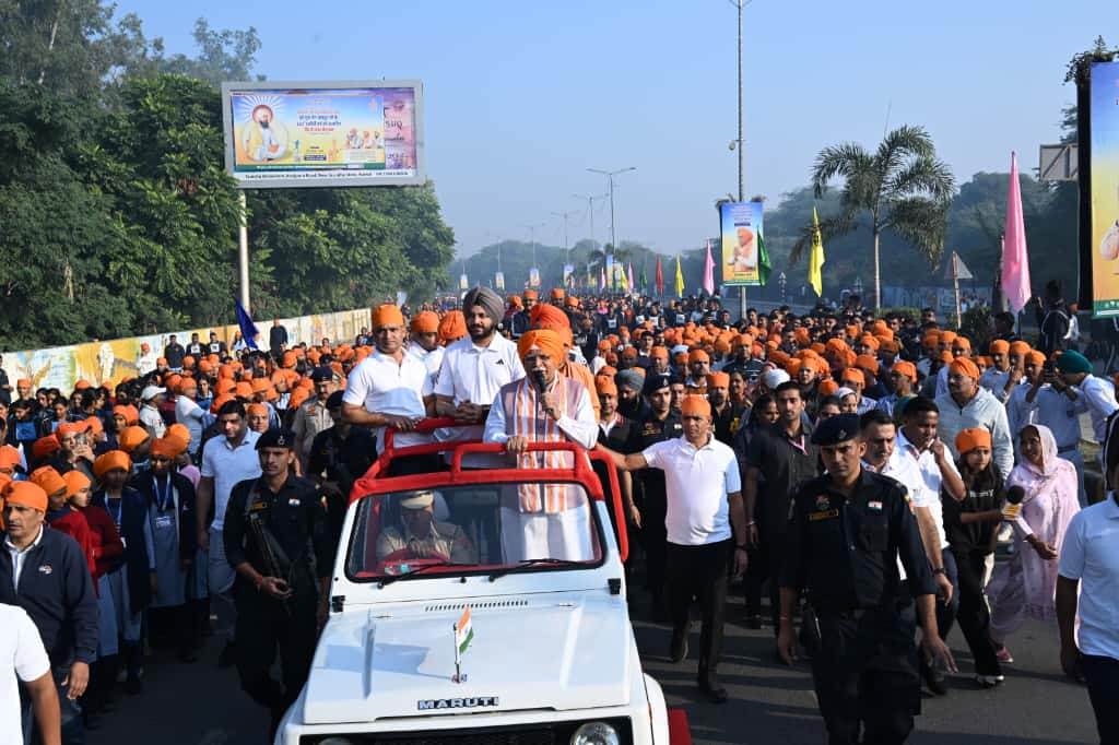 गुरु तेग बहादुर के नाम पर दौड़ा करनाल गूंजे बोले सो निहाल और भारत माता की जय के नारे
